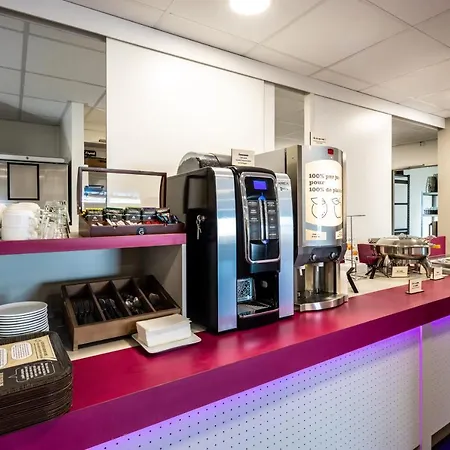 B&B Hotel Romilly-Sur-Seine 호텔