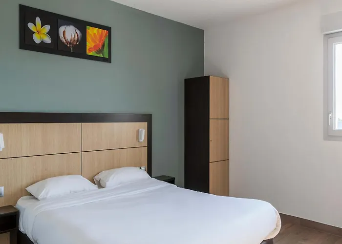 Hotel B&B Hotel Romilly-Sur-Seine 3*